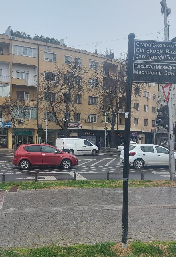 Apartment Emilija Skopje Esterno foto