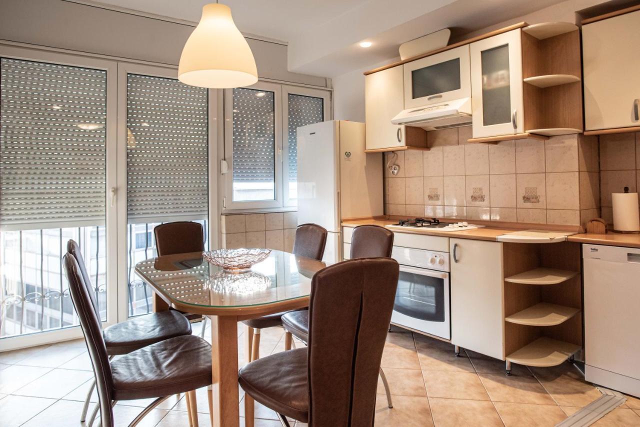 Apartment Emilija Skopje Esterno foto